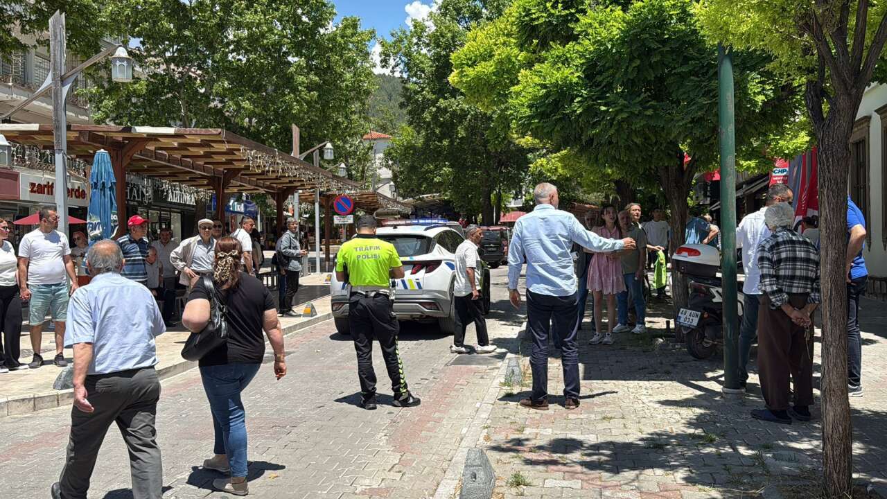 Menteşe’de Motosiklet Kazası: Sürücü Ağaca Çarptı 2